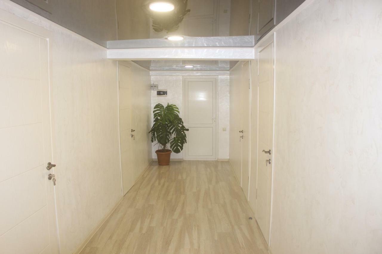 Greenview Guesthouse 巴统 外观 照片